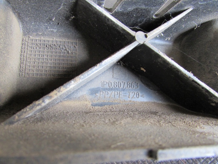 GLISSIÈRE GAUCHE ARRIÈRE SEAT LEON II 05-09R 1P0807863