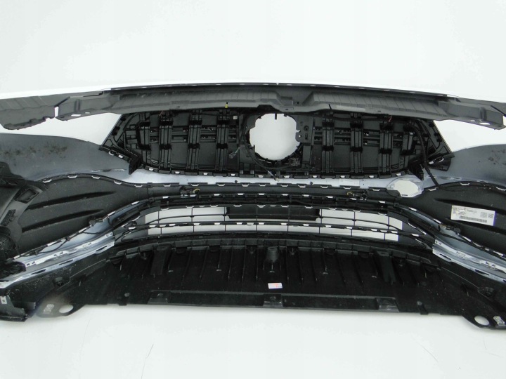 MERCEDES EQA H243 243 PARE-CHOCS AMG SUPÉRIEURE PIÈCE