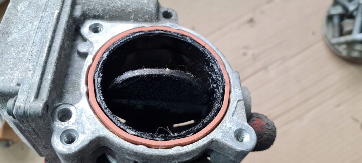 A6 C6 LIFT PAPILLON DES GAZ MOTEUR 3.0 2.7 TDI 4E0145950H A4 B8 A5 8T Q5