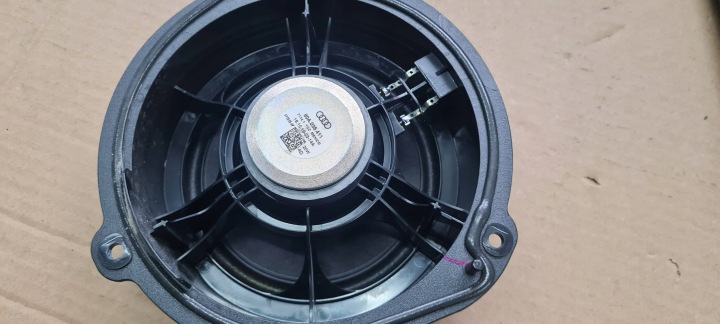 Q5 80A HAUT-PARLEUR PORTES GAUCHE DROIT ARRIÈRE ARRIÈRE 80A035411