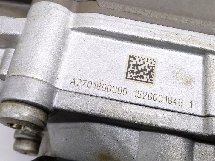 POMPE HUILES MERCEDES-BENZ A W176 A2701800000
