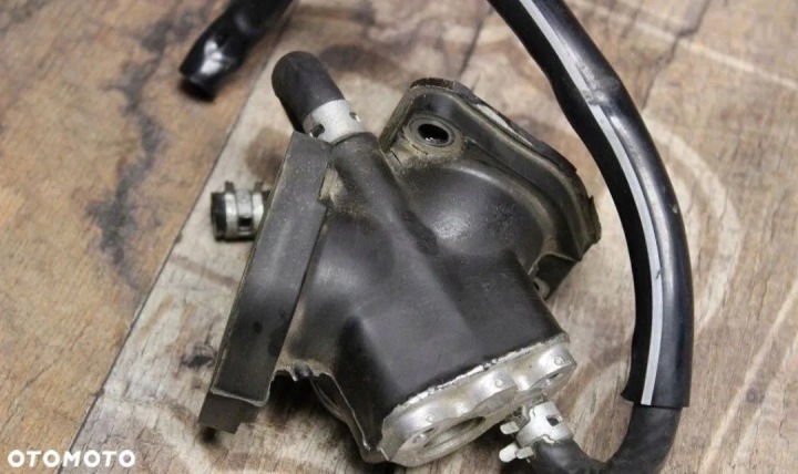 BRIDE COLLECTEUR ADMISSION HONDA VT750 SHADOW C4