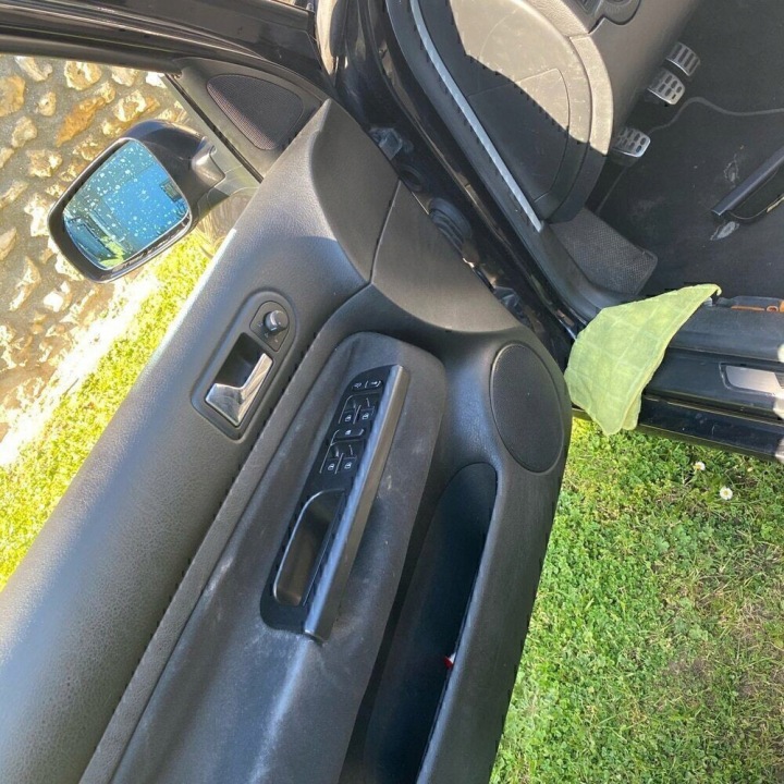 POIGNÉE MANIVELLE PORTES L+P VOLKSWAGEN GOLF/JETTA MK4 3B1867171E