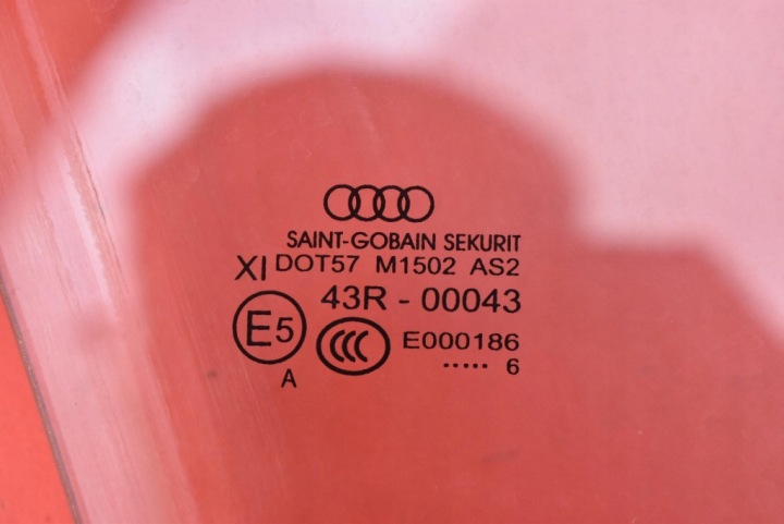 GLACE LATÉRALE DROITE AVANT AVANT AUDI A6 C7 UNIVERSEL LIFT 14-20