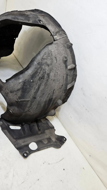 PASSAGE DE ROUE DROIT AVANT MERCEDES S-KLASA 222 A2226903202