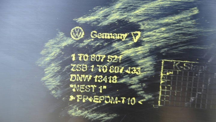 DIFFUSEUR DOUBLURE PARE-CHOCS ARRIÈRE 1T0807521 VW TOURAN I NEUF