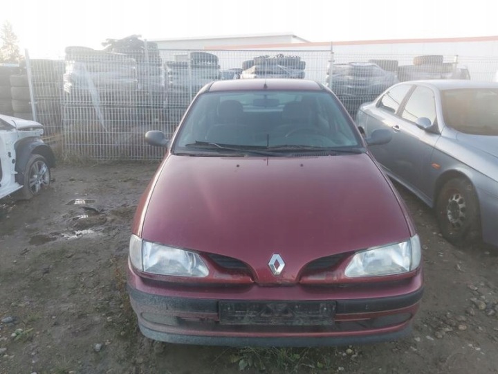 RENAULT MEGANE POMPE HUILES 1996 1.4L 7700600120