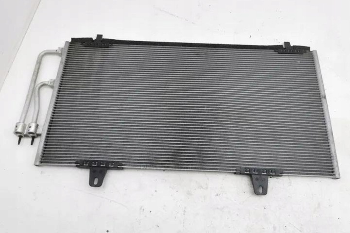 RADIATEUR CLIMATISATION CITROËN C4 III (BA_, BB_, BC_) 9827255780A ÉLECTRIQUE
