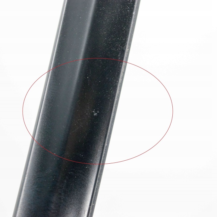 TESLA MODÈLE 3 2022 DROITE CÔTÉ MOULURE TOITS