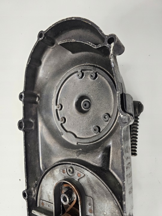 SUZUKI EPICURO UC 125 COUVERCLES COUVERCLE PROTECTION ADHÉRENCE VARIATEUR