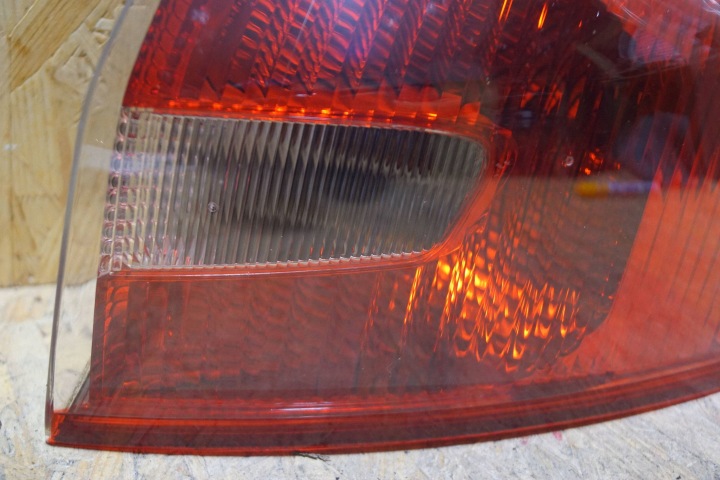 PHARE DROIT ARRIÈRE FORD KUGA MK1 (S3201)