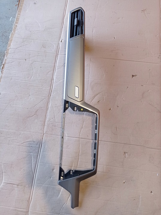 VW TOURAN III 5T 15- DÉCOR TABLEAU DE BORD CHÂSSIS CHÂSSIS 5TB858416A