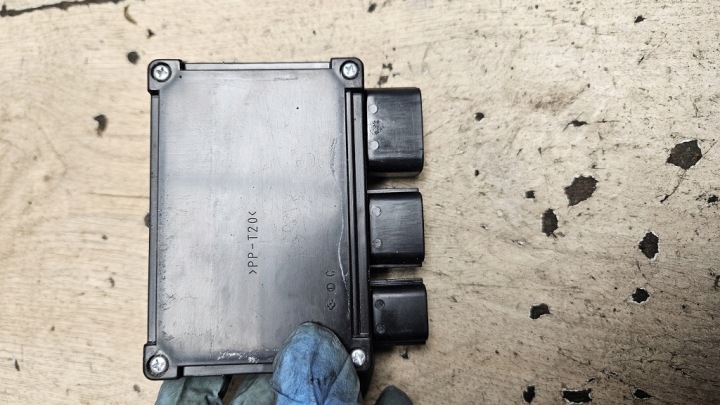 KAWASAKI Z900 CONTACTEUR D'ALLUMAGE IMMOBILISEUR MODULE ORDINATEUR CLÉ