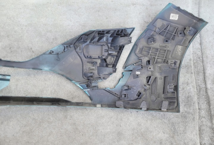 PARE-CHOCS AVANT AVANT PEUGEOT 308 T10 AVANT RESTYLAGE 2021-25