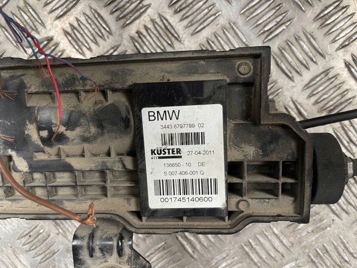 MODULE FREINS MANUEL BMW 7 F01 F02 F03 F04 6797789