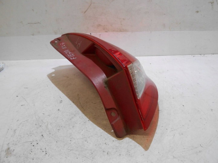 FORD FIESTA MK7 PHARE ARRIÈRE DROITE 8A61-13404-AE