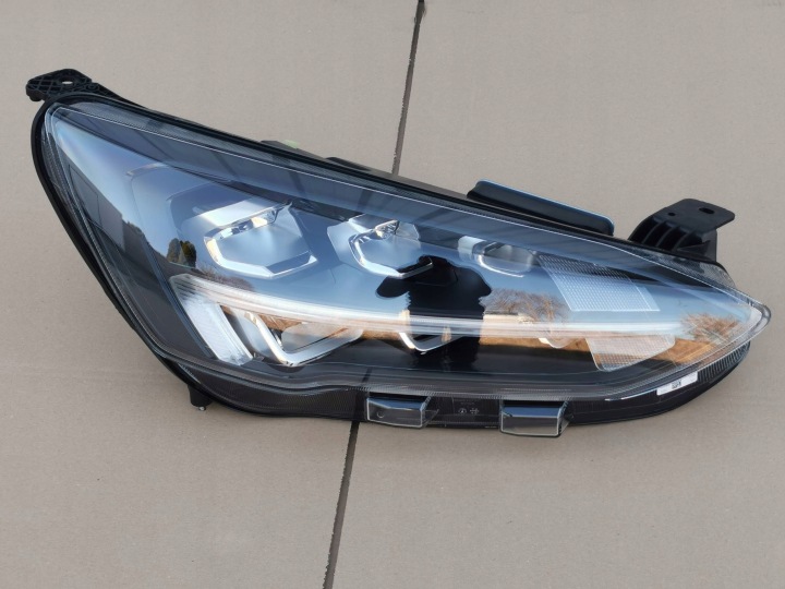 FORD FOCUS MK4 18- PHARE AVANT DROITE COMPLET LED EUROPE NEUF MX7B-13E014-ED