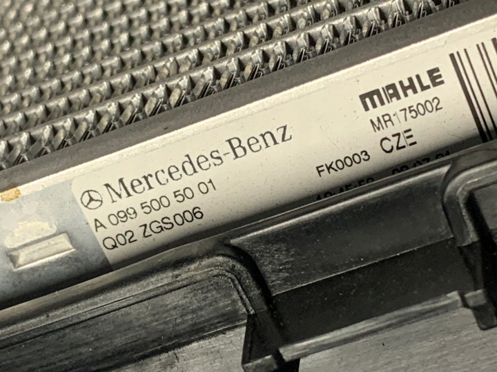 MERCEDES RADIATEUR RADIATEURS EQE 295 V295 A0995005001 A0995008901