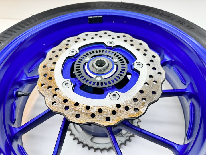 KOLO JANTE PNEU ENGRENAGE DISQUE ARRIÈRE YAMAHA MT07 18R