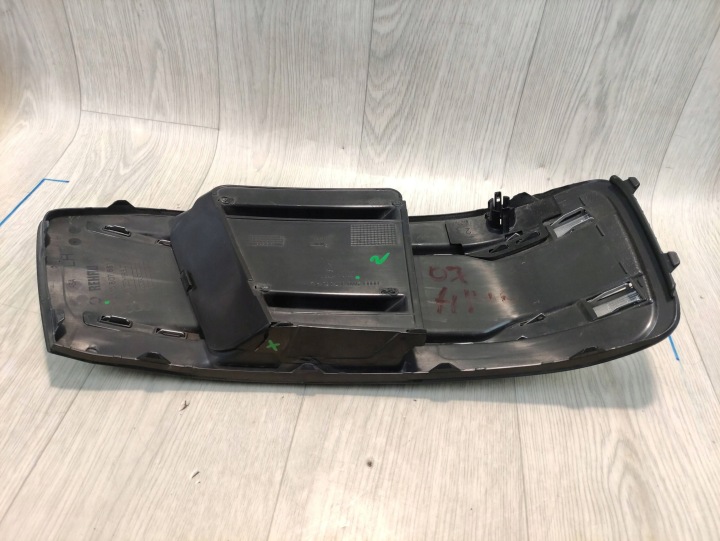 AUDI Q7 4M GRILLE PARE-CHOCS GAUCHE AVANT 4M0807151A