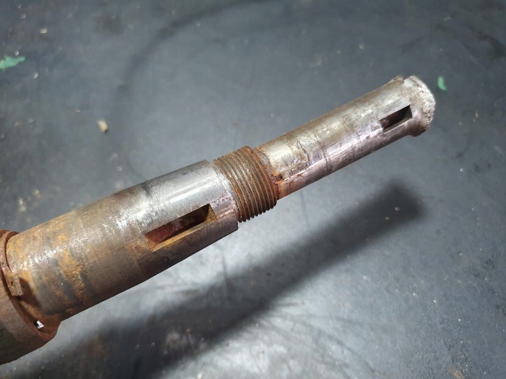 MOTEUR S82 DZIK 1956 VILEBREQUIN ORIGINAL