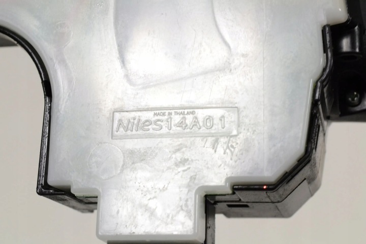 NISSAN NOTE (E12) 2013 MANETTE COMMUTATEUR CLIGNOTANTS