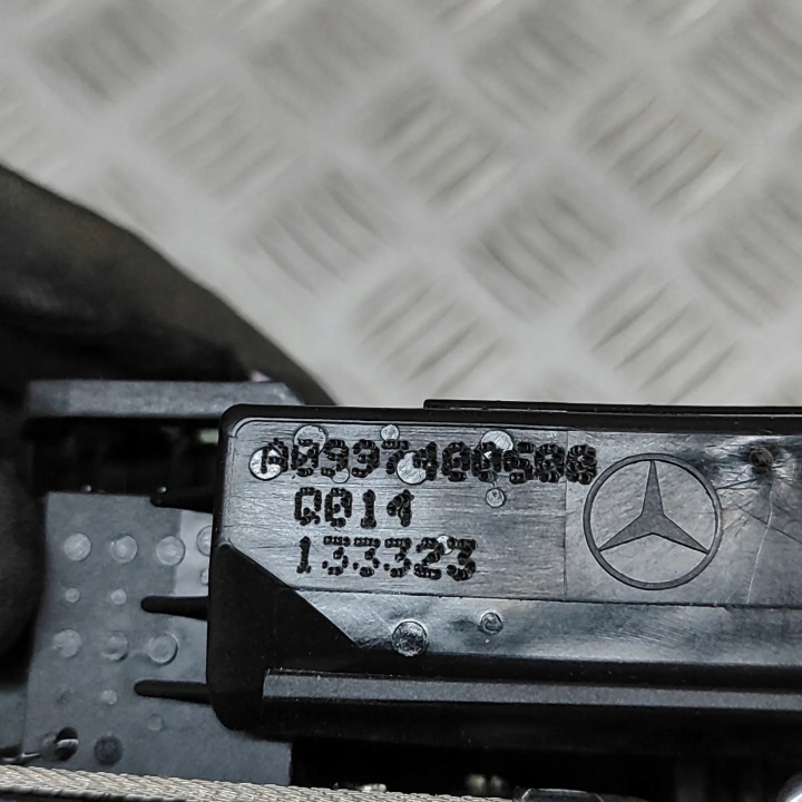 MERCEDES-BENZ EQA 2022 SERRURE COUVERCLES DE COFFRE ARRIÈRE COUVERCLES DE COFFRE