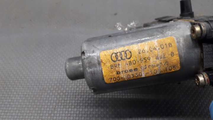 4B0959802B PETIT MOTEUR VITRES DROIT ARRIÈRE AUDI A6 C5 01R