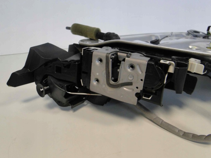 MERCEDES GLK X204 204 INSERT PORTES AVANT GAUCHE