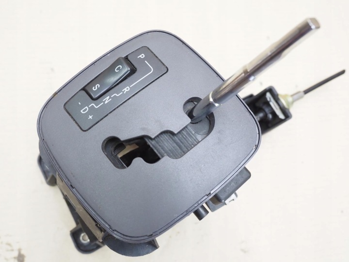 CRIC VITESSE MÉCANISME DE CHANGEMENT DE VITESSES W168 VANEO W414 A1683700909 1683700809