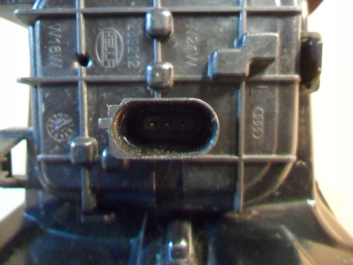 AUDI A3 8V LIFT 3D BERLINE COMPACTE 8V3 PHARE GAUCHE LED