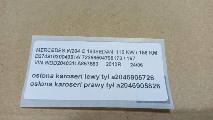 CAPUCHONS KAROSERI MERCEDES W204 A2046905726 A2046905826