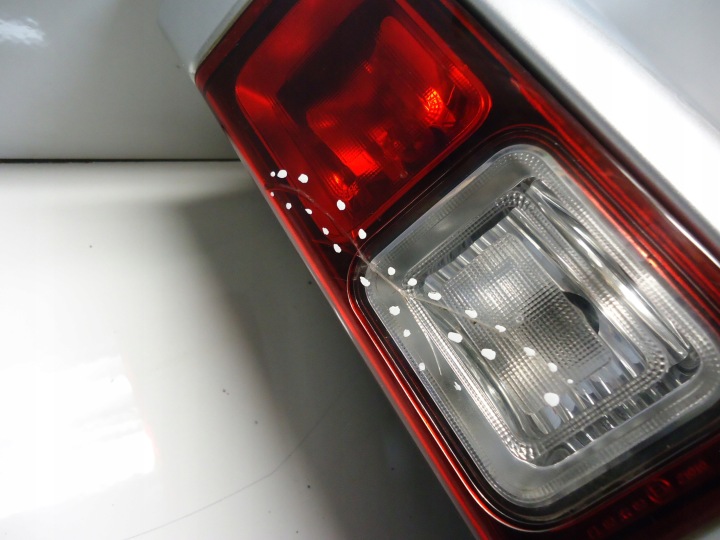 RENAULT TRAFIC III ANGLE PARE-CHOCS DROIT 850160502