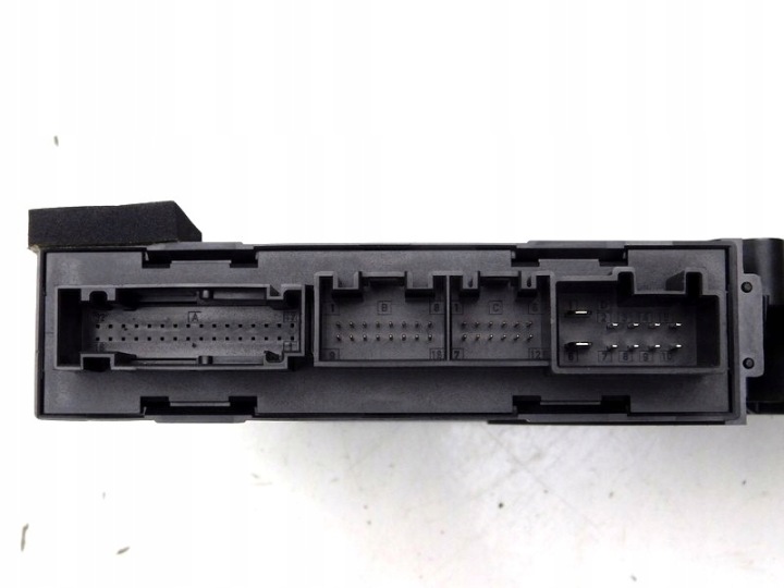 10/22 VW TOUAREG PETIT MOTEUR VITRES PORTES DROIT ARRIÈRE