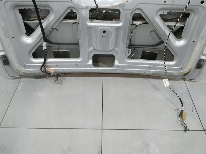 COUVERCLES DE COFFRE ARRIÈRE VITRE ARGENTÉE LIFT RESTYLAGE 18ROK VW VOLKSWAGEN CADDY III (2003-