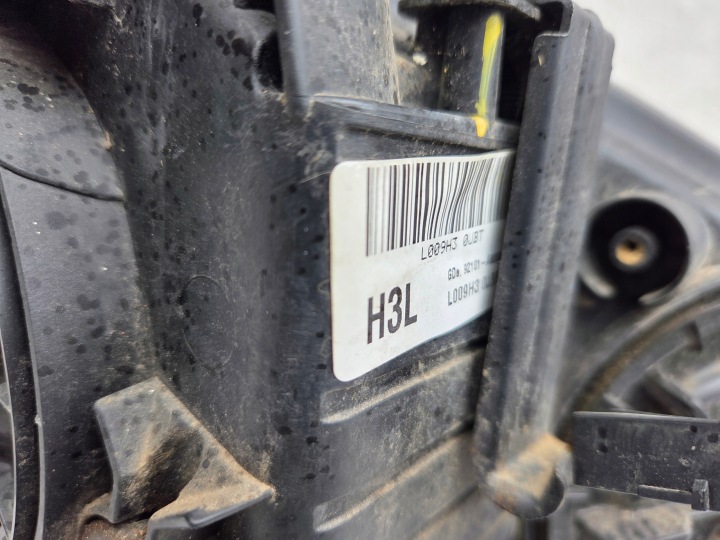 PHARE GAUCHE AVANT HYUNDAI I30 II 12-17 EUROPE 92101-A6000