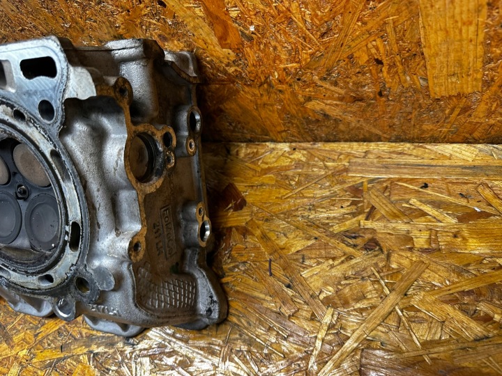 CULASSE COMPLÈTE GAUCHE FORD MUSTANG 3.7 RFDG1E-6C064-AA
