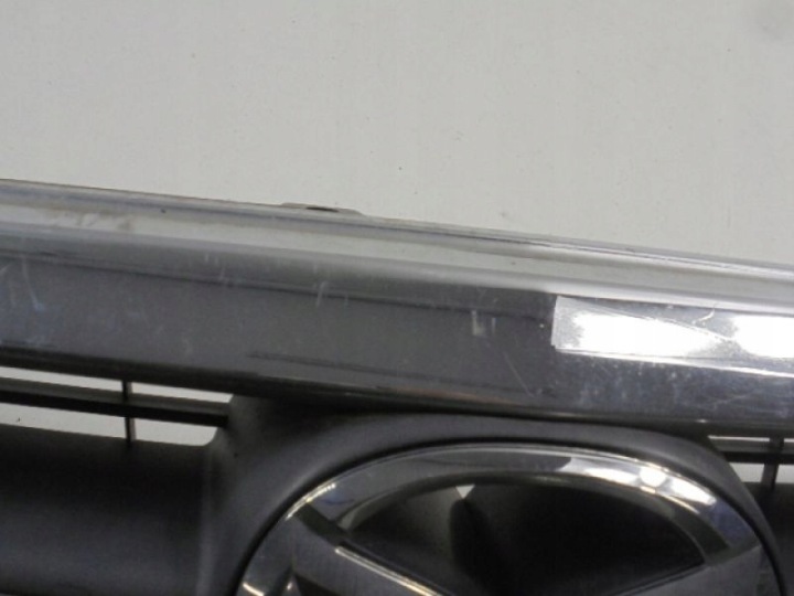 MAZDA 626 V GF CALANDRE GRILLE LIFT GG2M50712