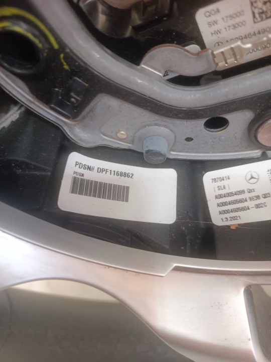 MERCEDES GLB X247 19-23 VOLANT MULTIFONCTIONNELLE PALETTES A0040054099 USA