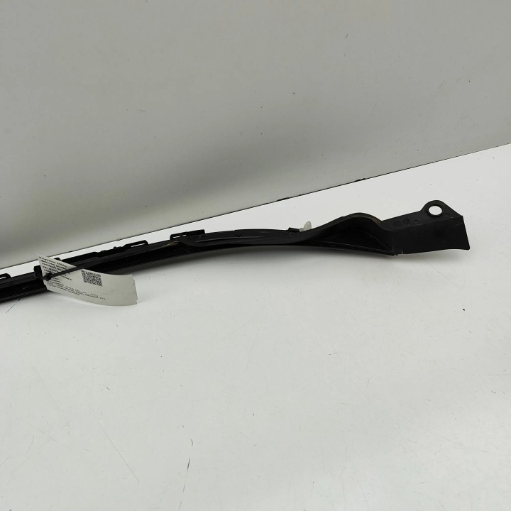 DROITE MOULURE VERTICALE AVANT VITRES LEXUS RX (_LA1_, _LH1_) 7553548041