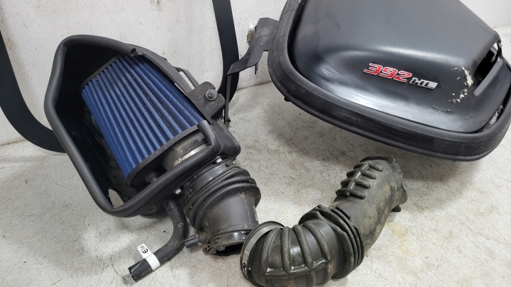 CHALLENGER 6.4 SRT SHAKER 2015-23 CONDUIT D'AIR CHÂSSIS FILTRE ENSEMBLE 68233366AB