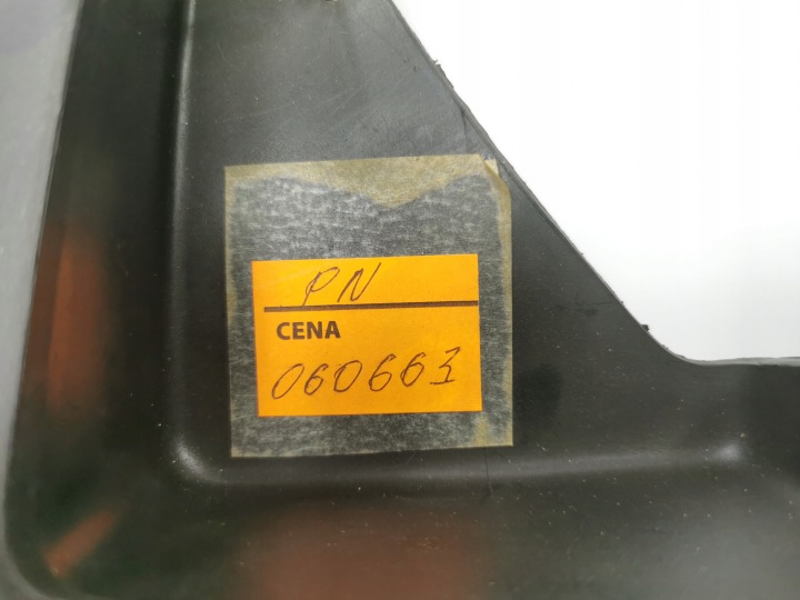 DÉFLECTEUR GAUCHE POLONEZ 060663