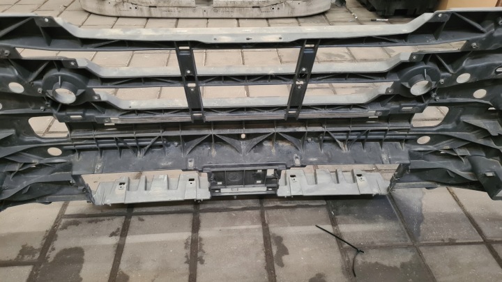 MAN TGX TG3 RENFORCEMENT SUPPORT PARE-CHOCS AVANT