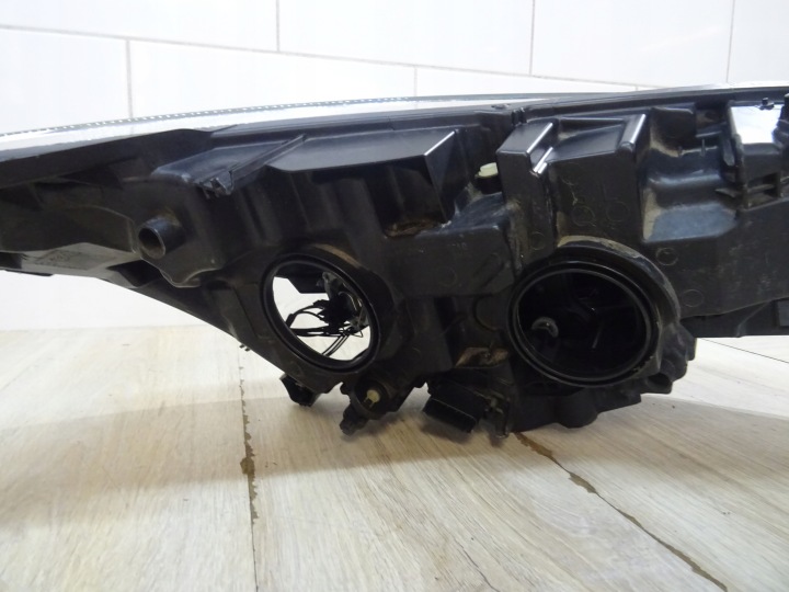 PHARE AVANT GAUCHE LED FORD S-MAX MK2 GALAXY MK4 EM2B-13W030-GH LLU