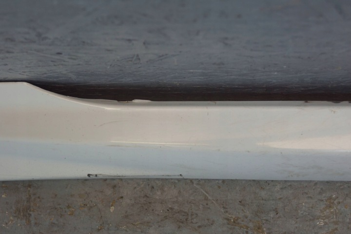 MOULURE SEUIL DROITE FORD FIESTA MK7 ST-LINE C1BJ-B10154-ADW (P302)