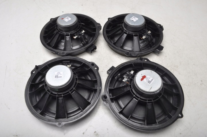 FORD FIESTA MK8 HAUT-PARLEURS ENSEMBLE BANG OLUFSEN