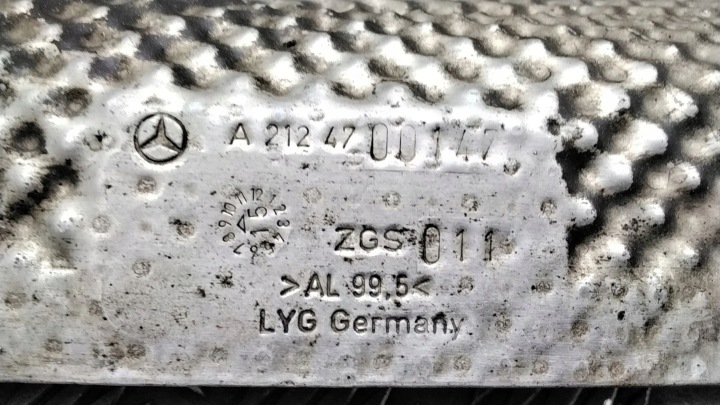 MERCEDES-BENZ E W212 2015 PROTECTION THERMIQUE TUYAUX ÉCHAPPEMENT