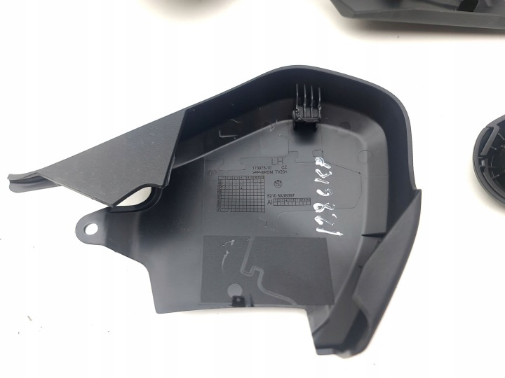 MINI F65 2024 PLASTIQUE SIÈGES 52105A4D7E3
