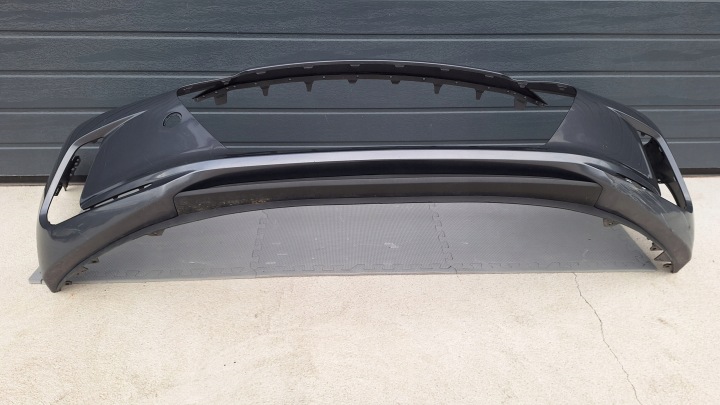 HYUNDAI ELANTRA VI 2016-2018 PARE-CHOCS AVANT EN BON ÉTAT