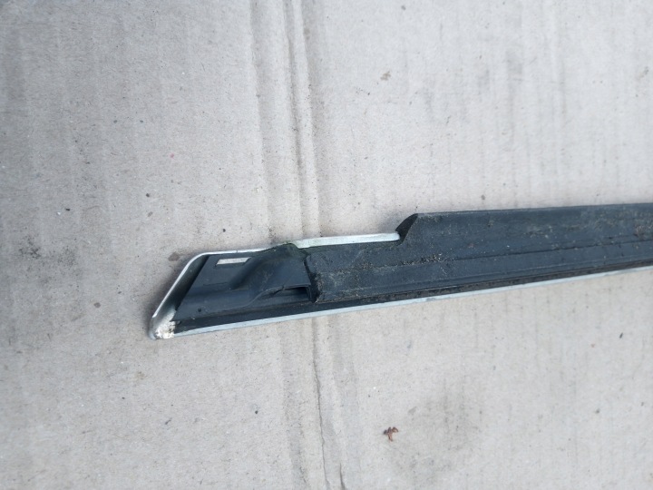 AUDI A4 B8 MOULURE SUPÉRIEURE PORTES DROIT AVANT ARGENTÉE CHROME 8K0853284G 1-2